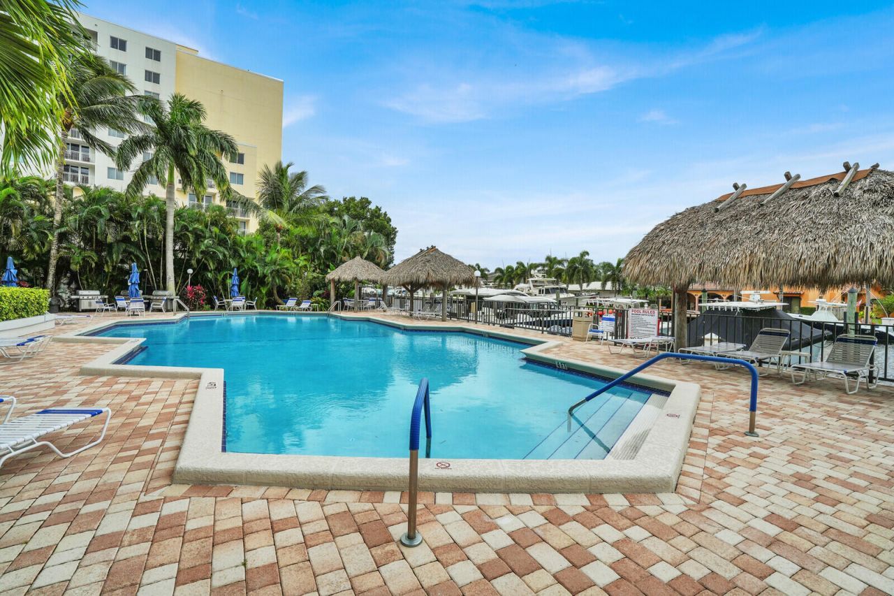 1361 S Ocean Boulevard, Unit Phb9, Pompano Beach, FL 33062 Photo