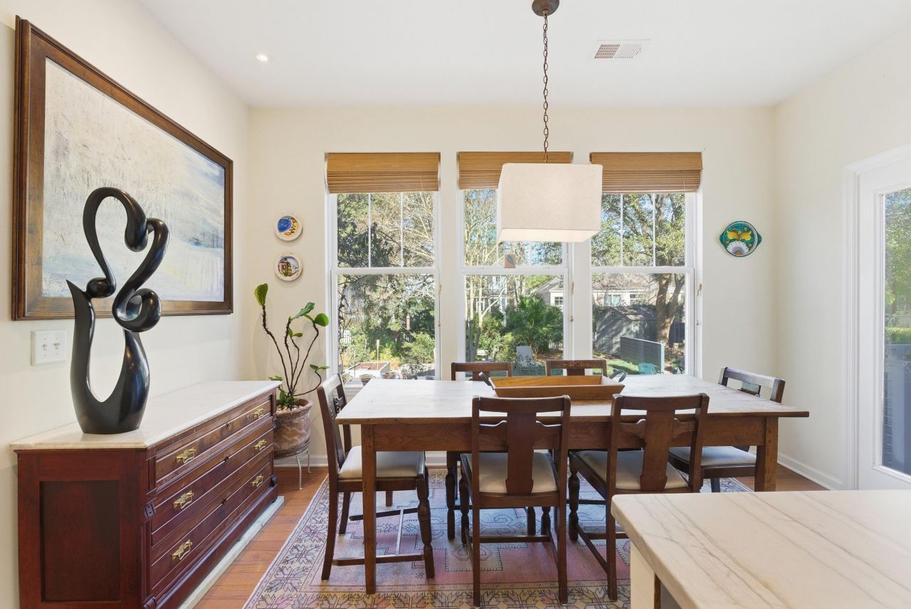 150 Brady Street Photo 13