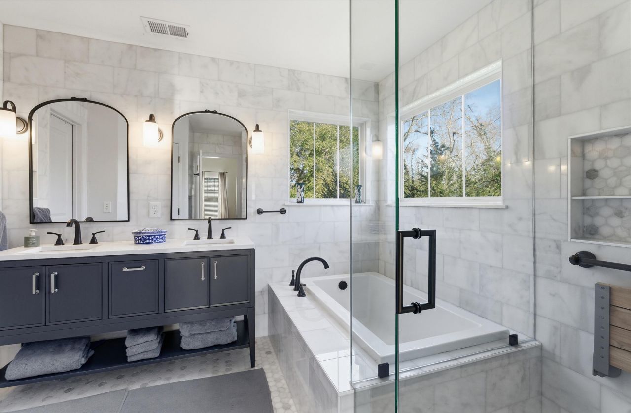 150 Brady Street Photo 19