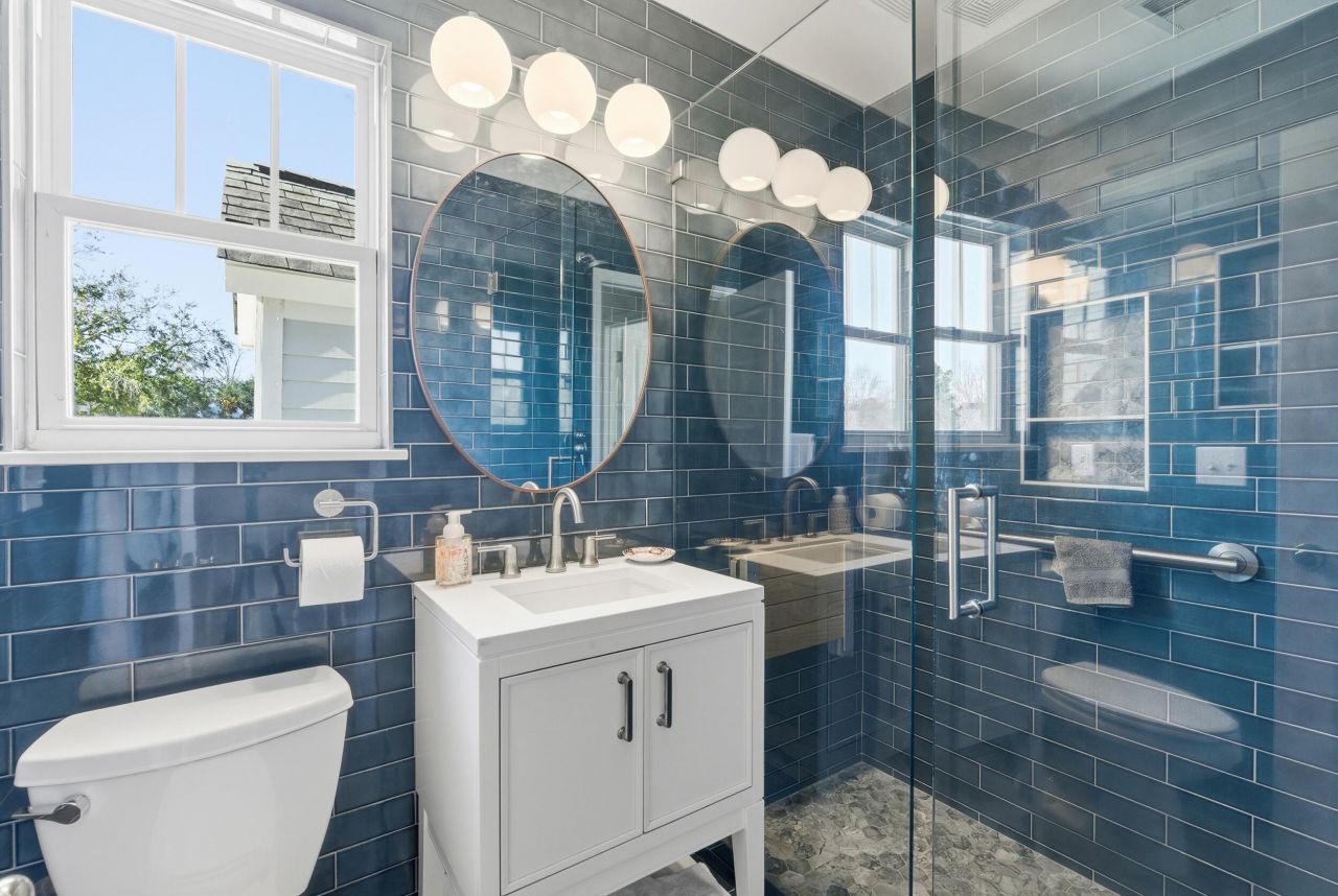 150 Brady Street Photo 22