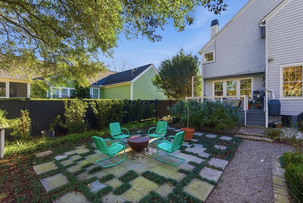 150 Brady Street Photo 31