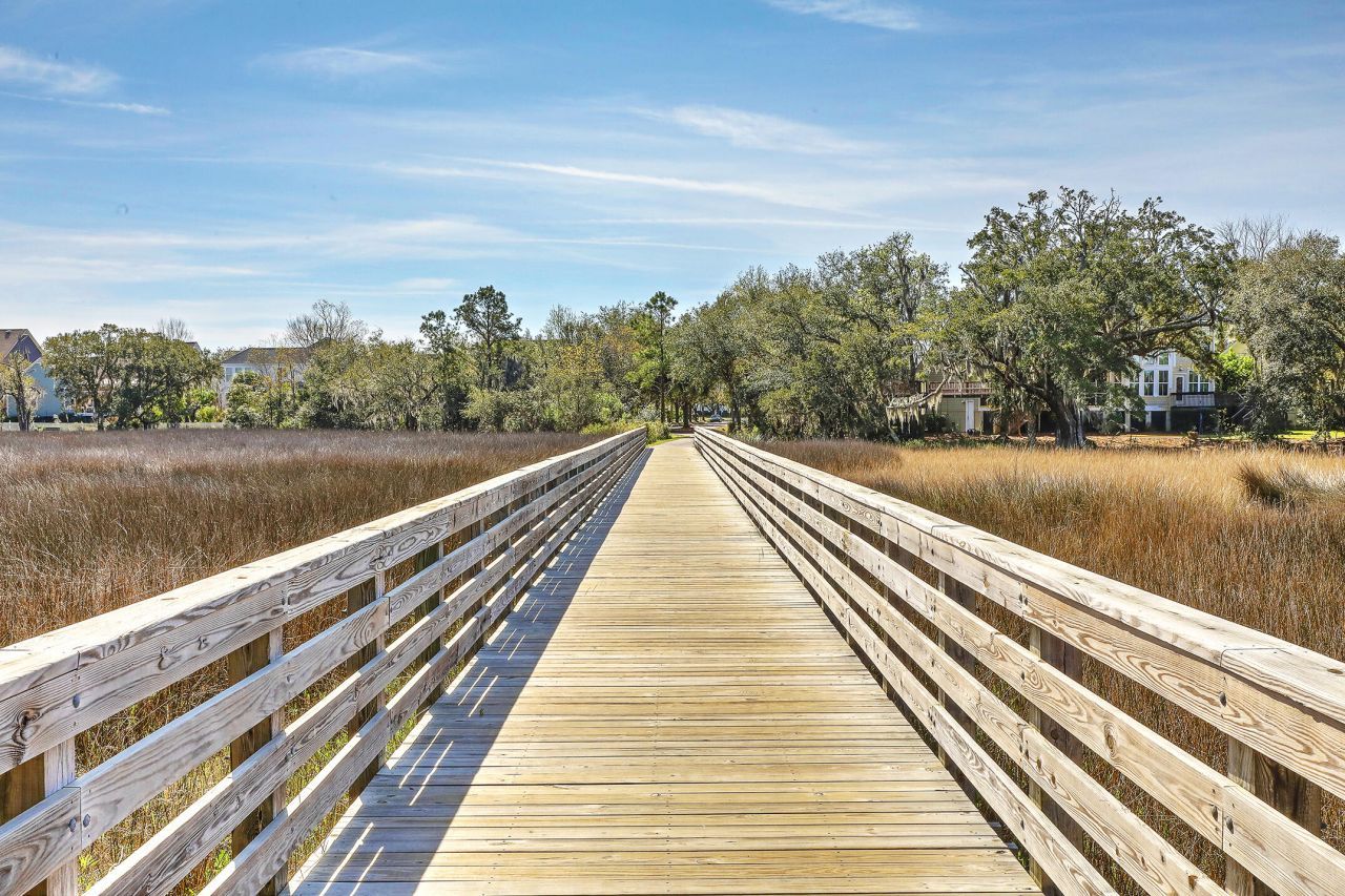 150 Brady Street Photo 36