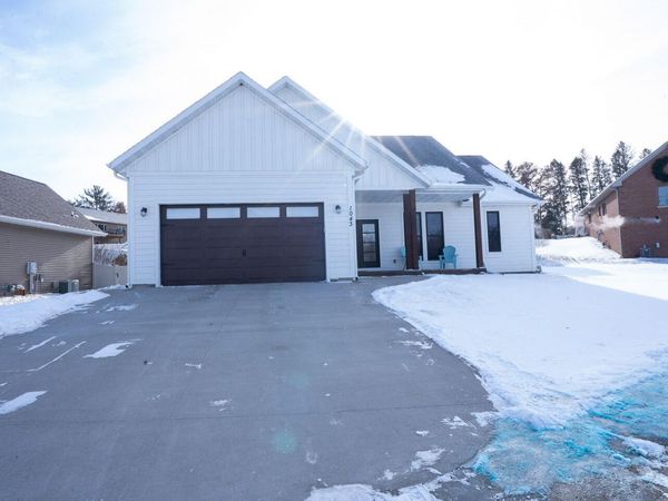 1043 John St, West Salem, WI 54669