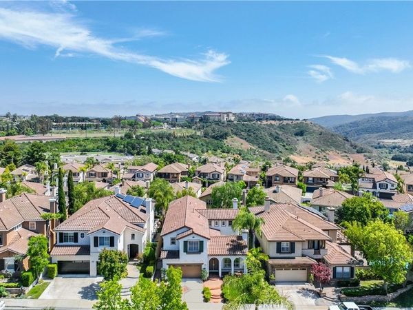 30 Sunswept Mesa, Aliso Viejo, CA 92656