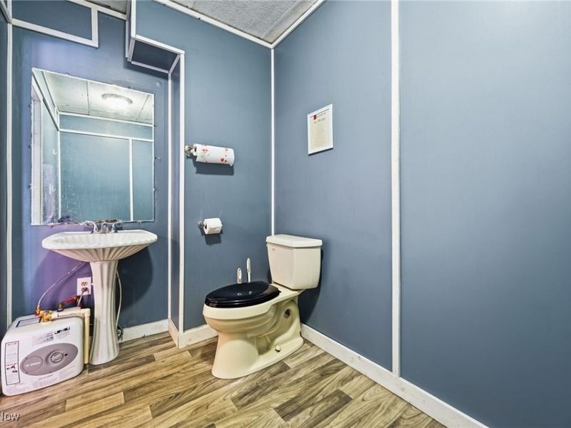 9 S Park Avenue, Lisbon, OH 44432 Photo 24