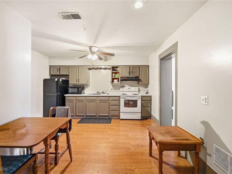 9 S Park Avenue, Lisbon, OH 44432 Photo 25