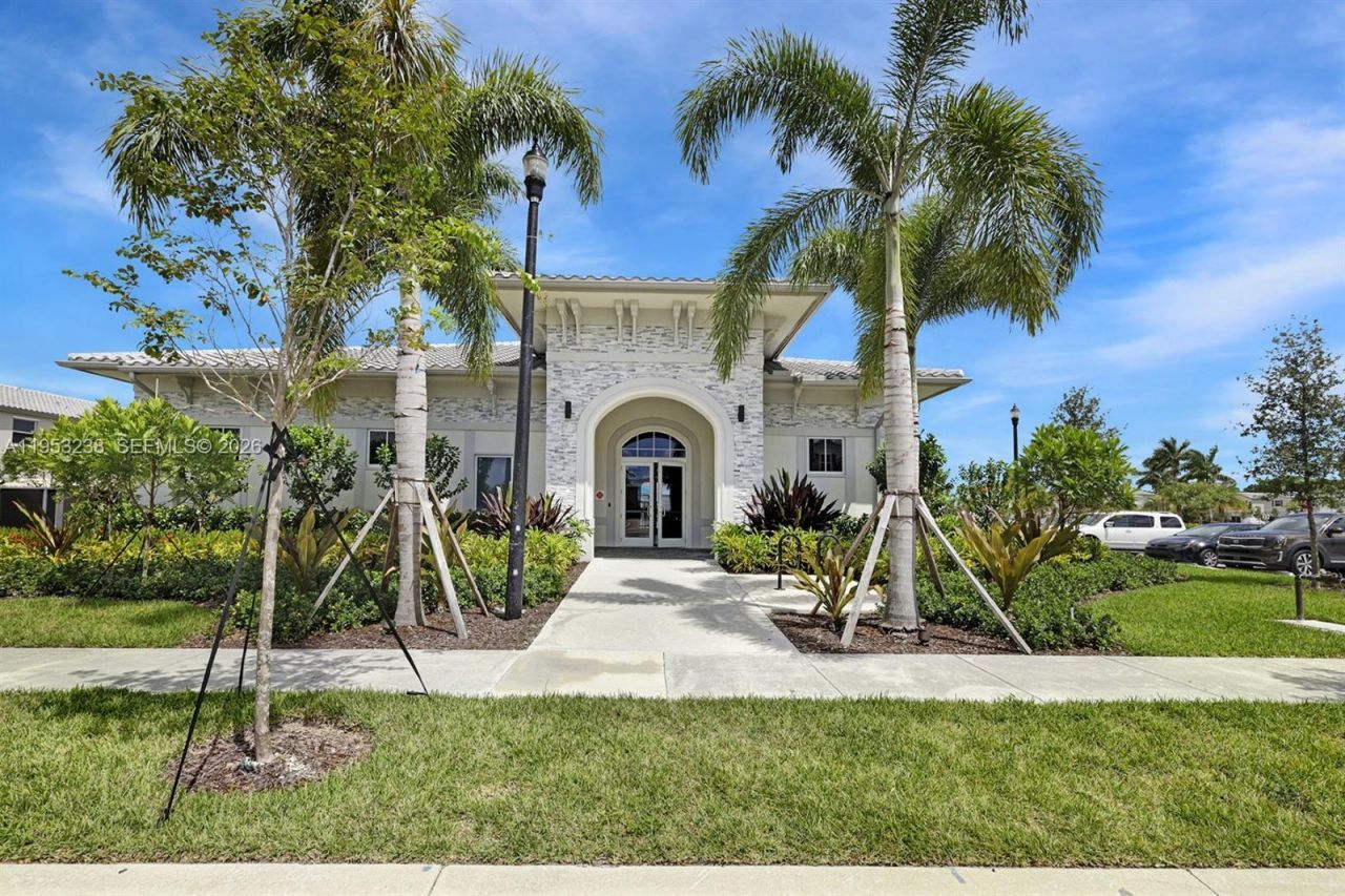 2683 SE 11th St, Homestead, FL 33035 Photo