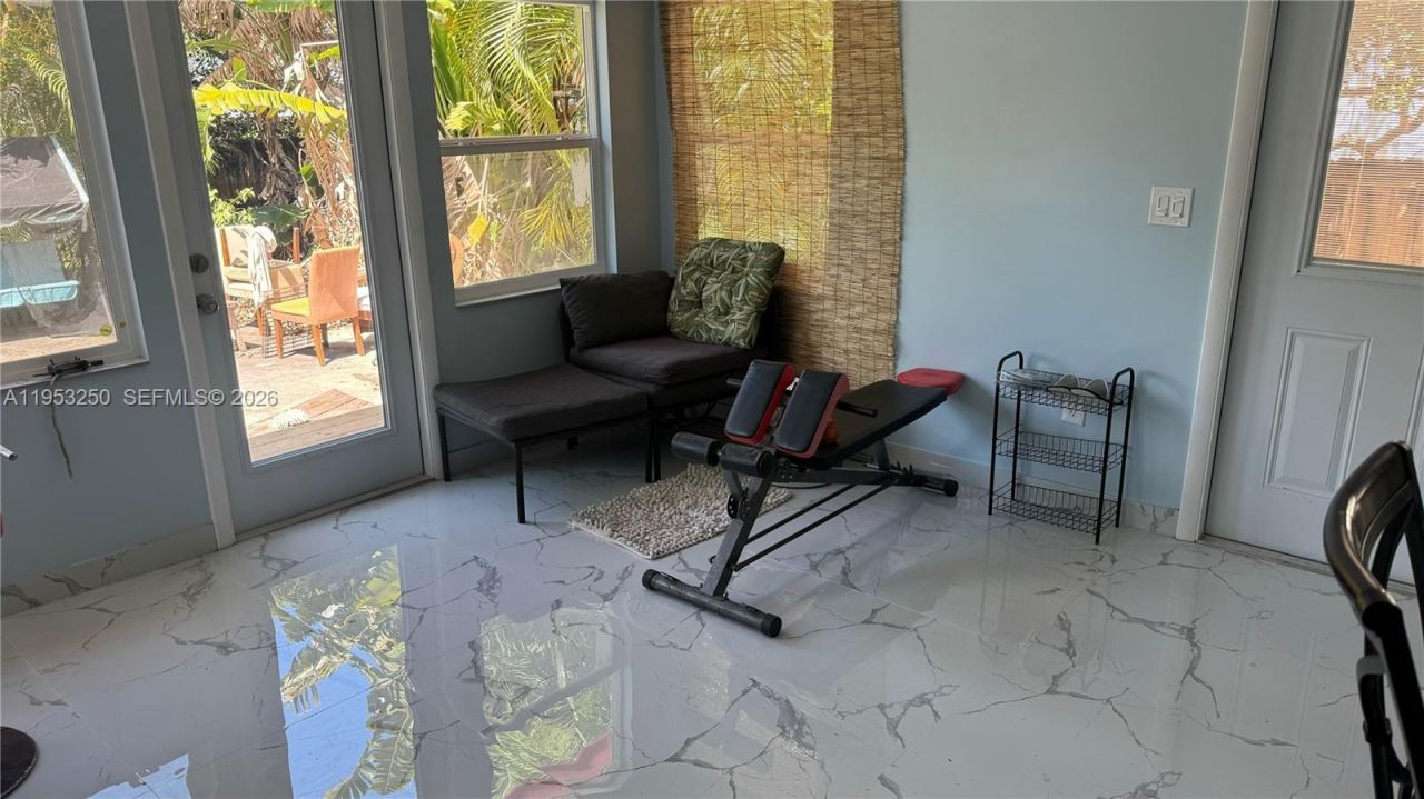 1633 Mckinley St, Unit Back Unit, Hollywood, FL 33020 Photo