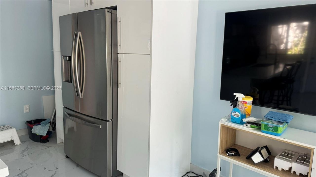 1633 Mckinley St, Unit Back Unit, Hollywood, FL 33020 Photo