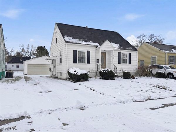 753 Packard Street NW, Warren, OH 44483