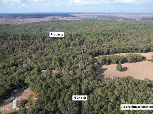 104 FRANKFORT Street, Satsuma, FL 32189