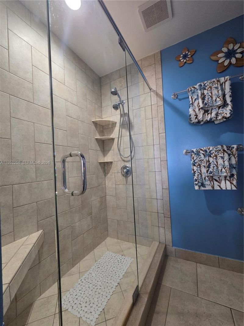 6260 NE 18th Ave, Unit 823, Fort Lauderdale, FL 33334 Photo