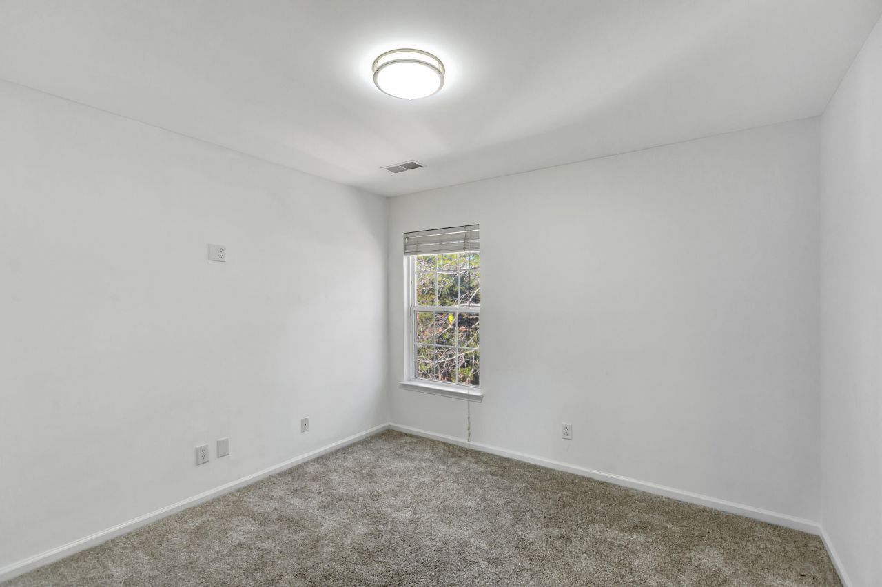 9176 Maple Grove Drive Photo 17