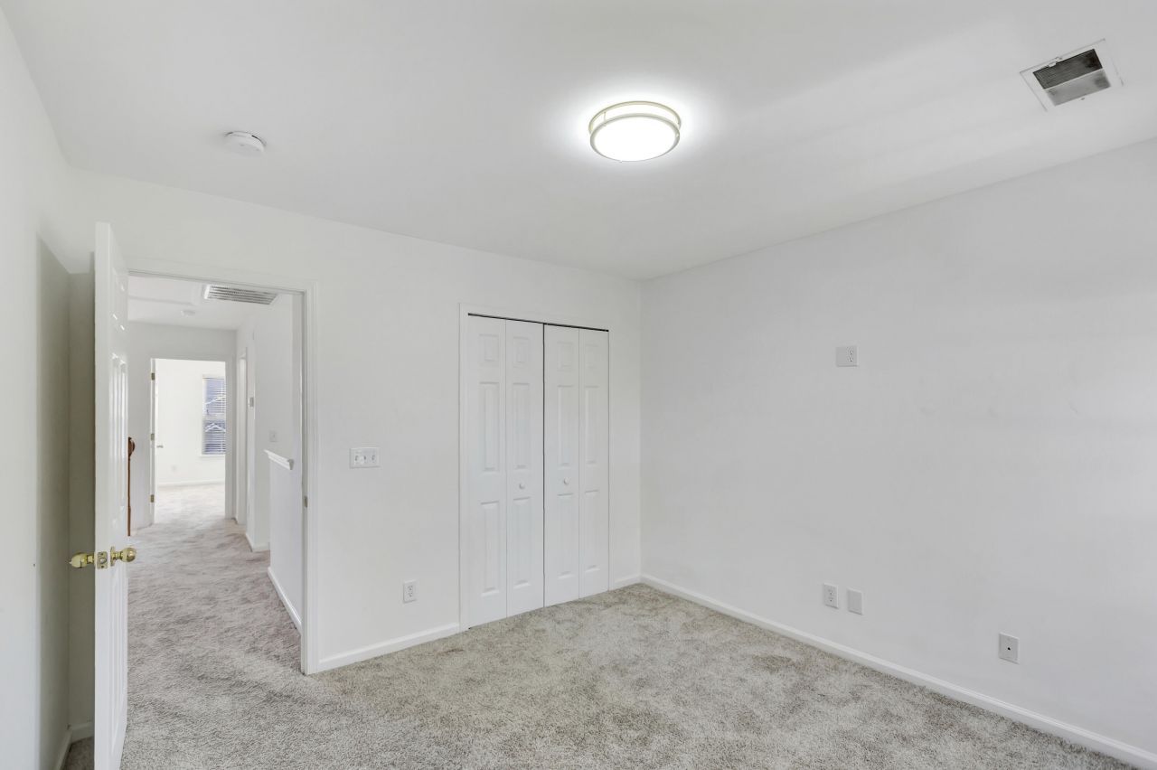 9176 Maple Grove Drive Photo 18