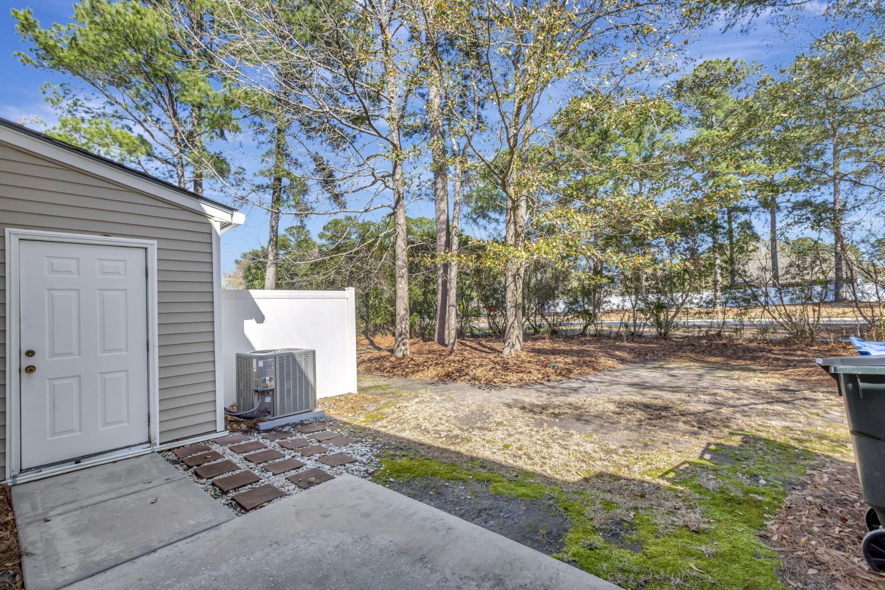 9176 Maple Grove Drive Photo 24