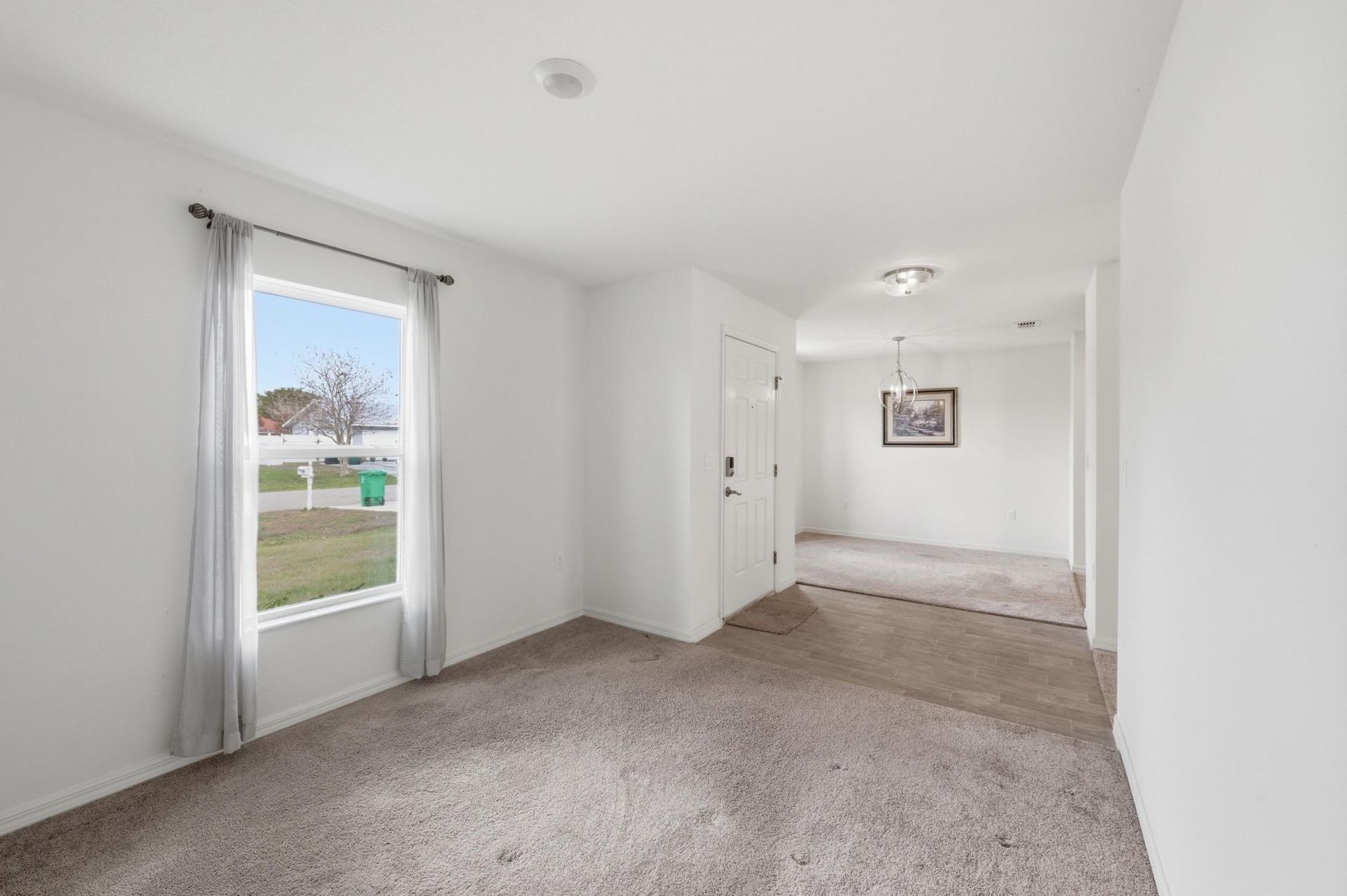 684 SE Crescent Avenue, Port Saint Lucie, FL 34984 Photo