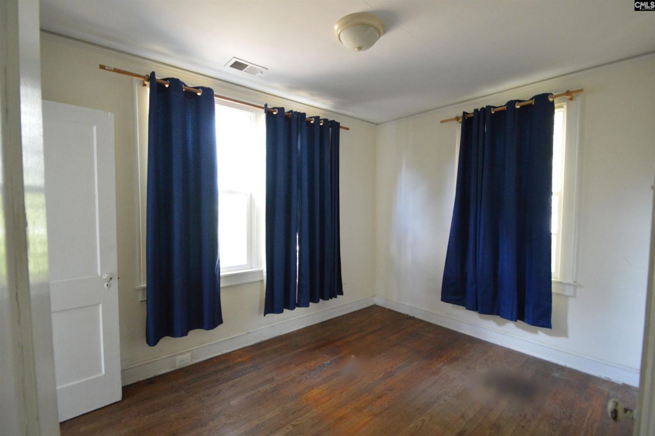 605 Hemphill Street Photo 13