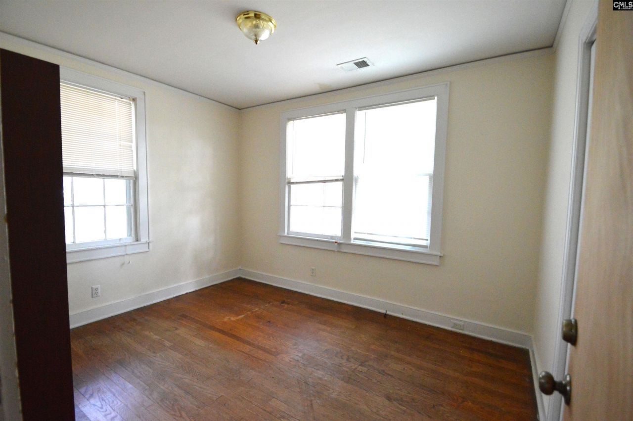 605 Hemphill Street Photo 14