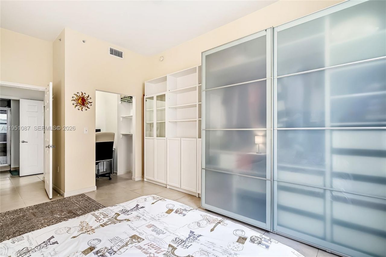 2080 S Ocean Dr , Unit 103, Hallandale Beach, FL 33009 Photo