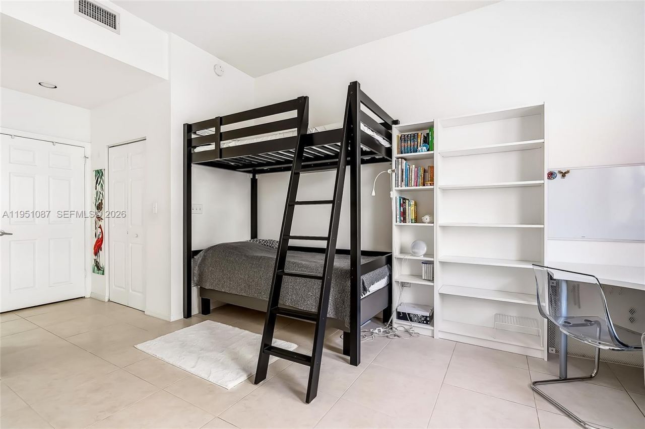 2080 S Ocean Dr , Unit 103, Hallandale Beach, FL 33009 Photo