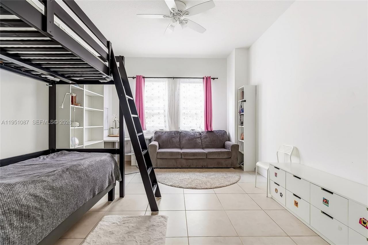 2080 S Ocean Dr , Unit 103, Hallandale Beach, FL 33009 Photo