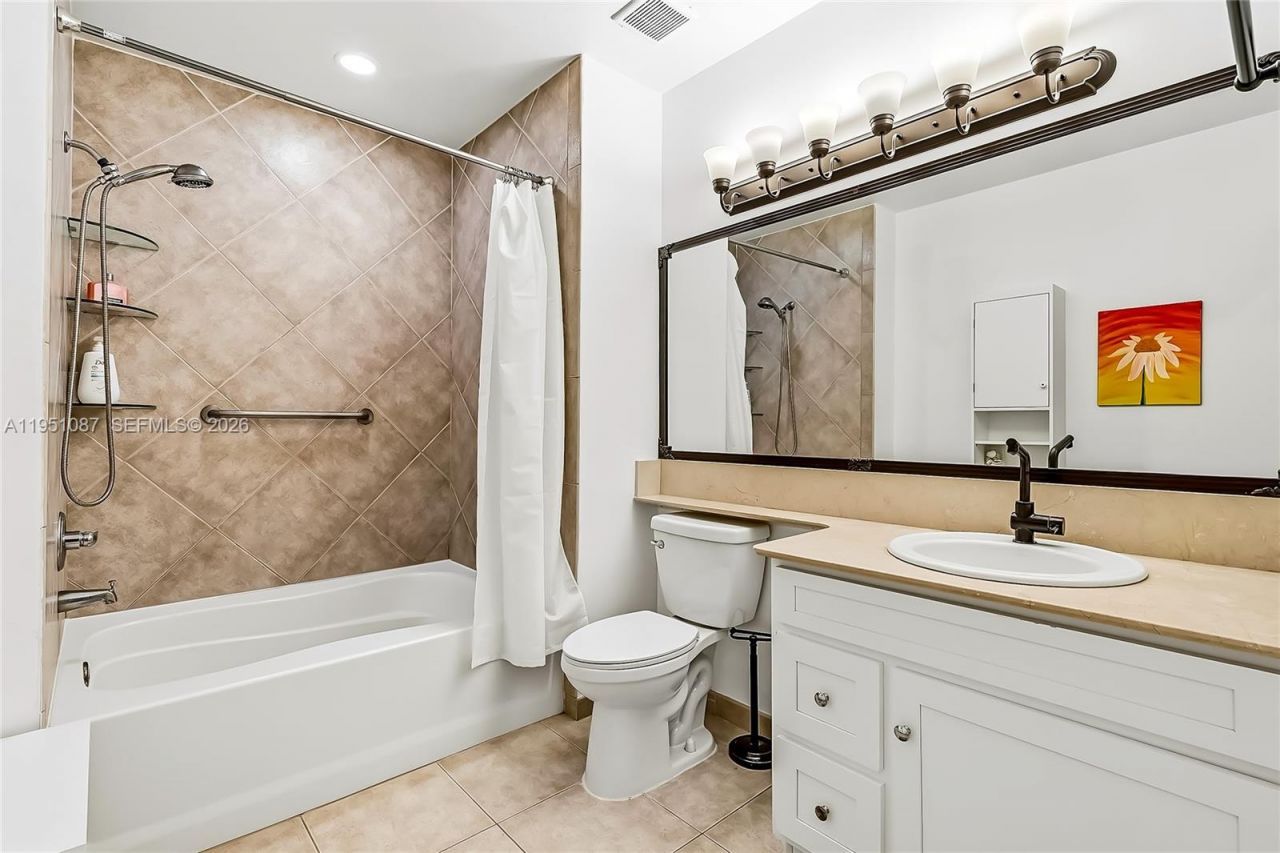 2080 S Ocean Dr , Unit 103, Hallandale Beach, FL 33009 Photo