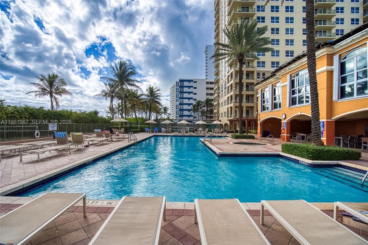 2080 S Ocean Dr , Unit 103, Hallandale Beach, FL 33009 Photo