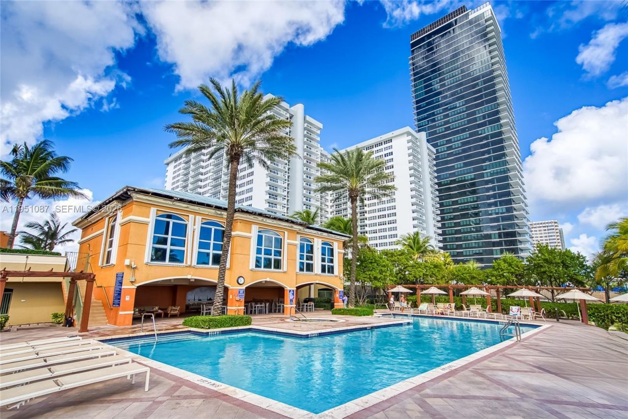 2080 S Ocean Dr , Unit 103, Hallandale Beach, FL 33009 Photo