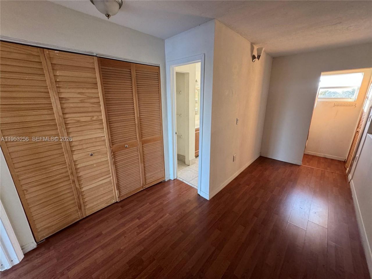 9351 Fontainebleau Blvd , Unit B418, Miami, FL 33172 Photo