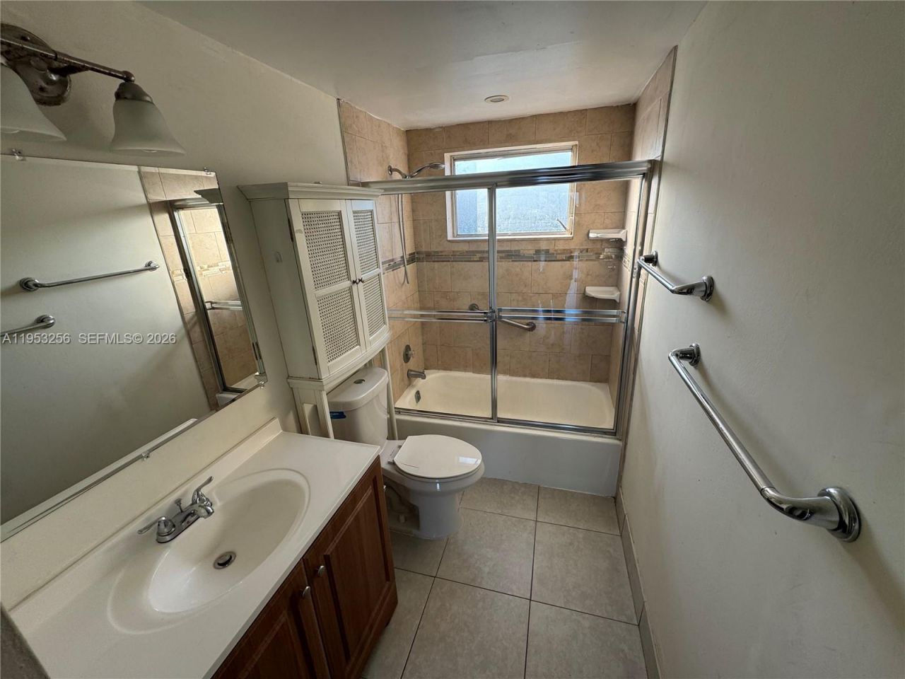 9351 Fontainebleau Blvd , Unit B418, Miami, FL 33172 Photo