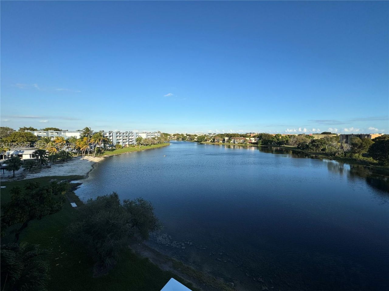 9351 Fontainebleau Blvd , Unit B418, Miami, FL 33172 Photo