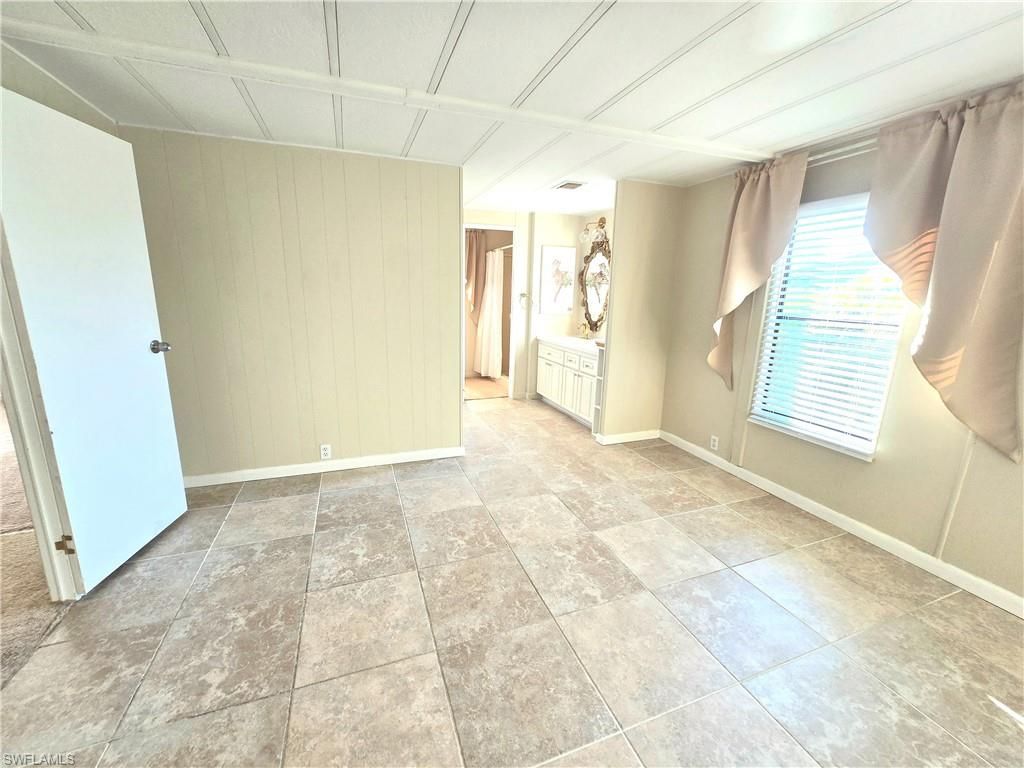 26257 Queen Mary Ln, Bonita Springs, FL 34135 Photo