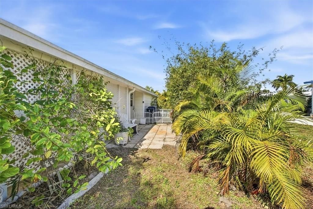26257 Queen Mary Ln, Bonita Springs, FL 34135 Photo