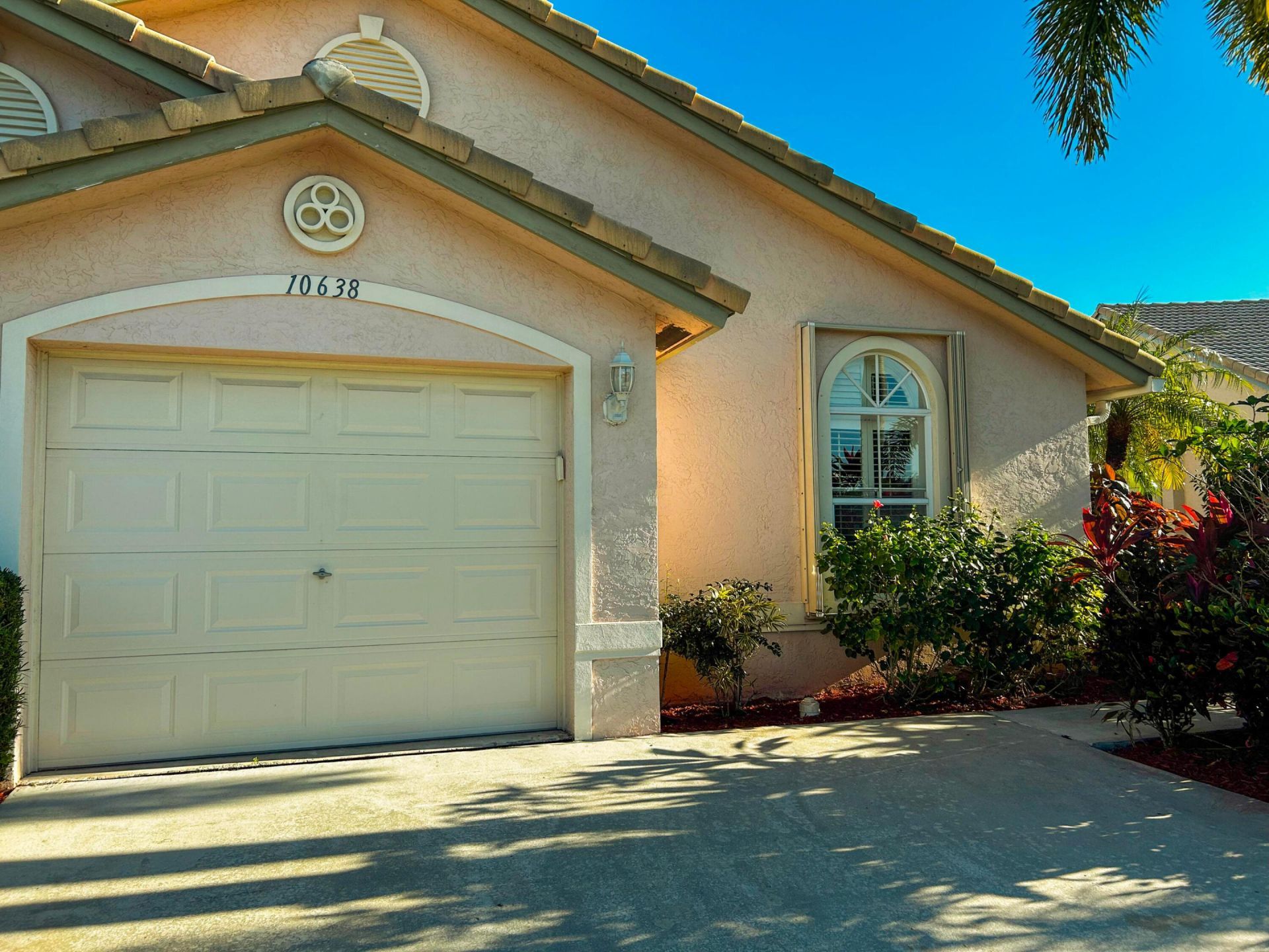 10638 Lake Shore Drive, Wellington, FL 33414 Photo