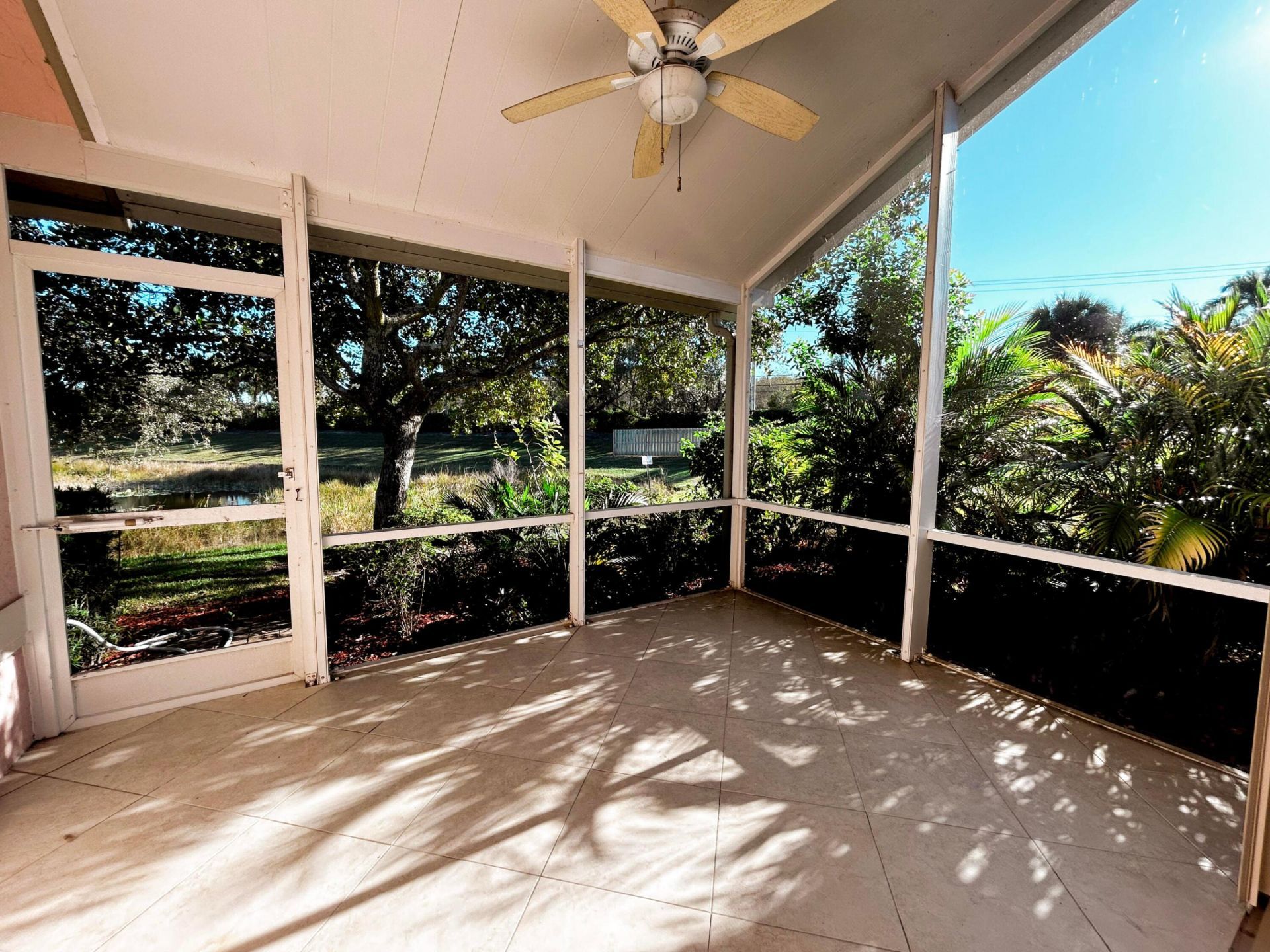 10638 Lake Shore Drive, Wellington, FL 33414 Photo