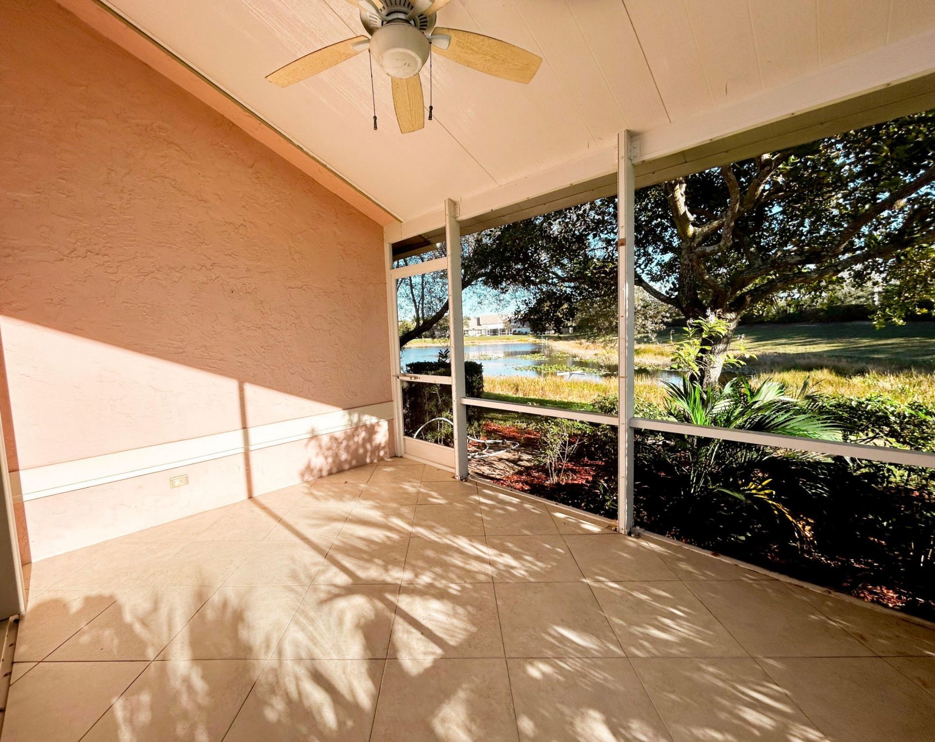 10638 Lake Shore Drive, Wellington, FL 33414 Photo