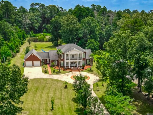 32416 Briarwood Rd, Walker, LA 70785