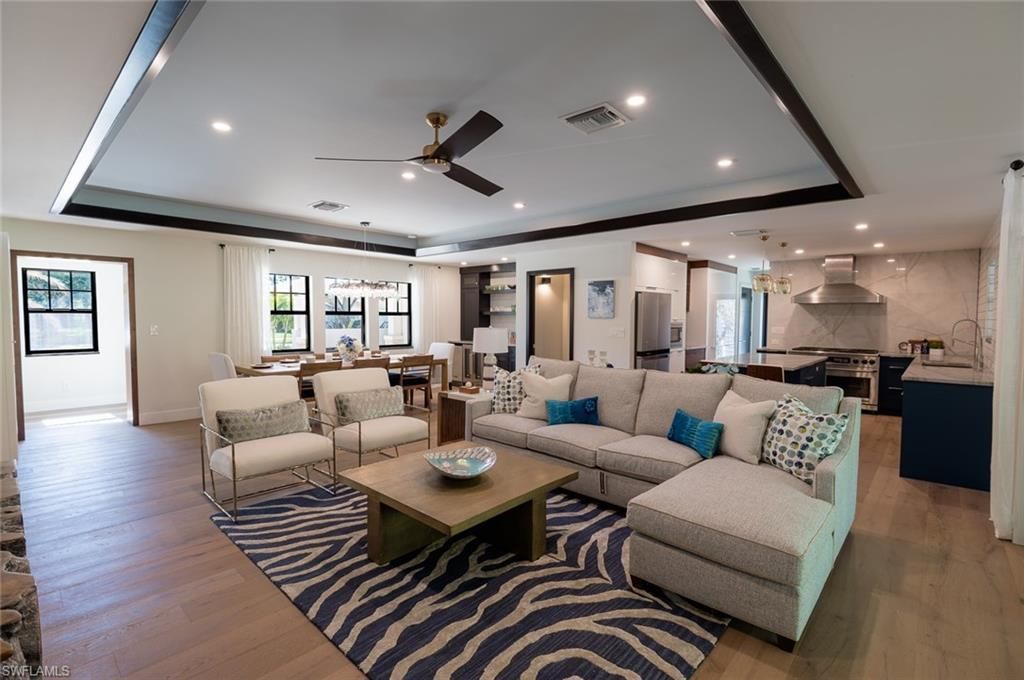 1325 Canterbury Dr, Fort Myers, FL 33901 Photo