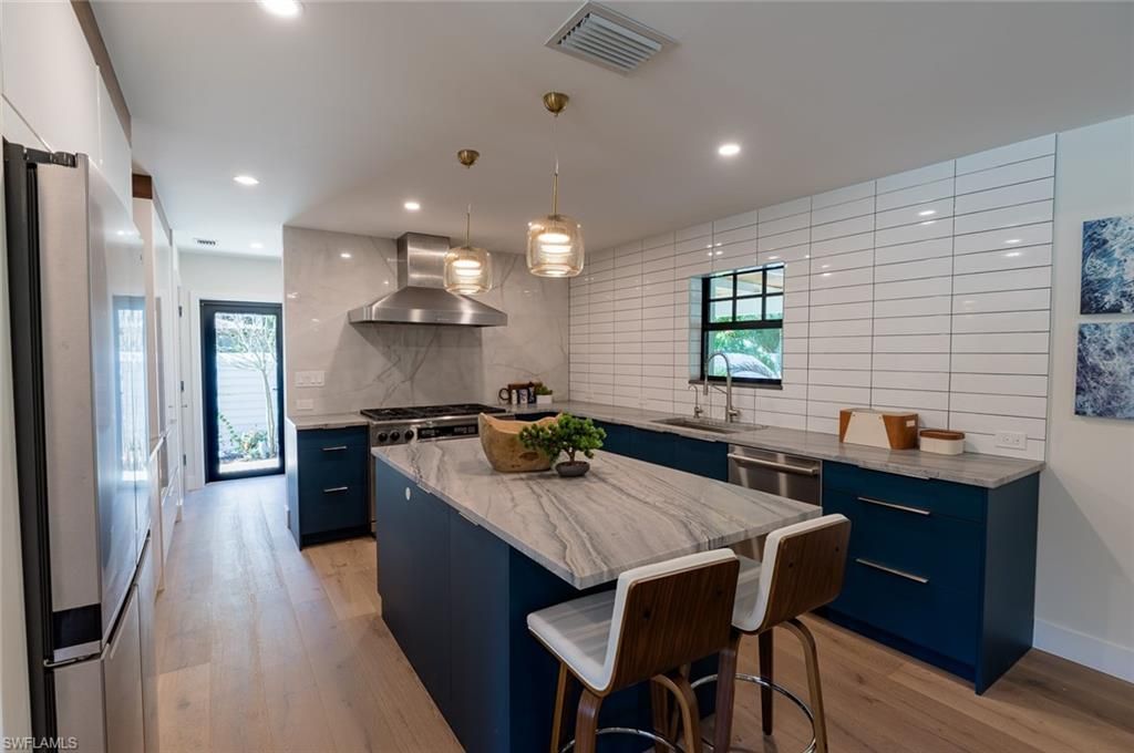 1325 Canterbury Dr, Fort Myers, FL 33901 Photo