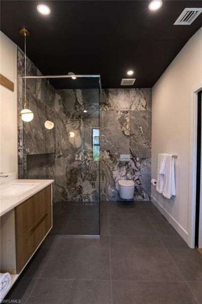 1325 Canterbury Dr, Fort Myers, FL 33901 Photo