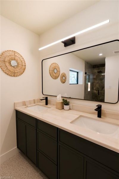 1325 Canterbury Dr, Fort Myers, FL 33901 Photo