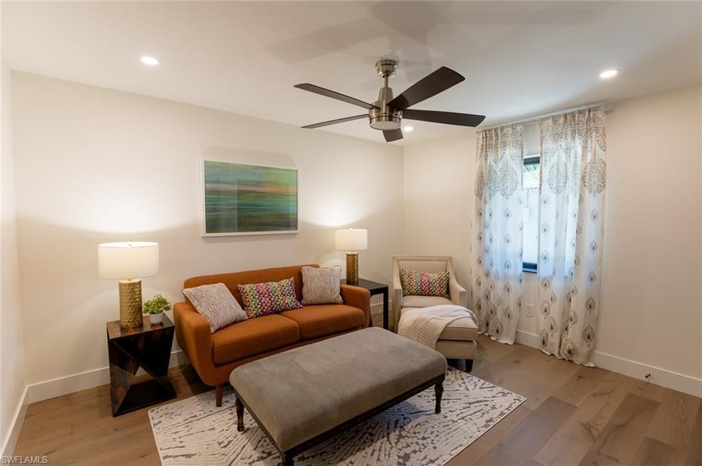 1325 Canterbury Dr, Fort Myers, FL 33901 Photo