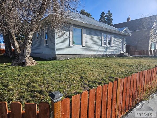 645 W 1 N, ST ANTHONY, ID 83445