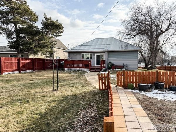 645 W 1 N, ST ANTHONY, ID 83445