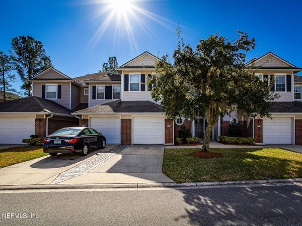 2045 SECRET GARDEN Lane, Unit 605, Fleming Island, FL 32003