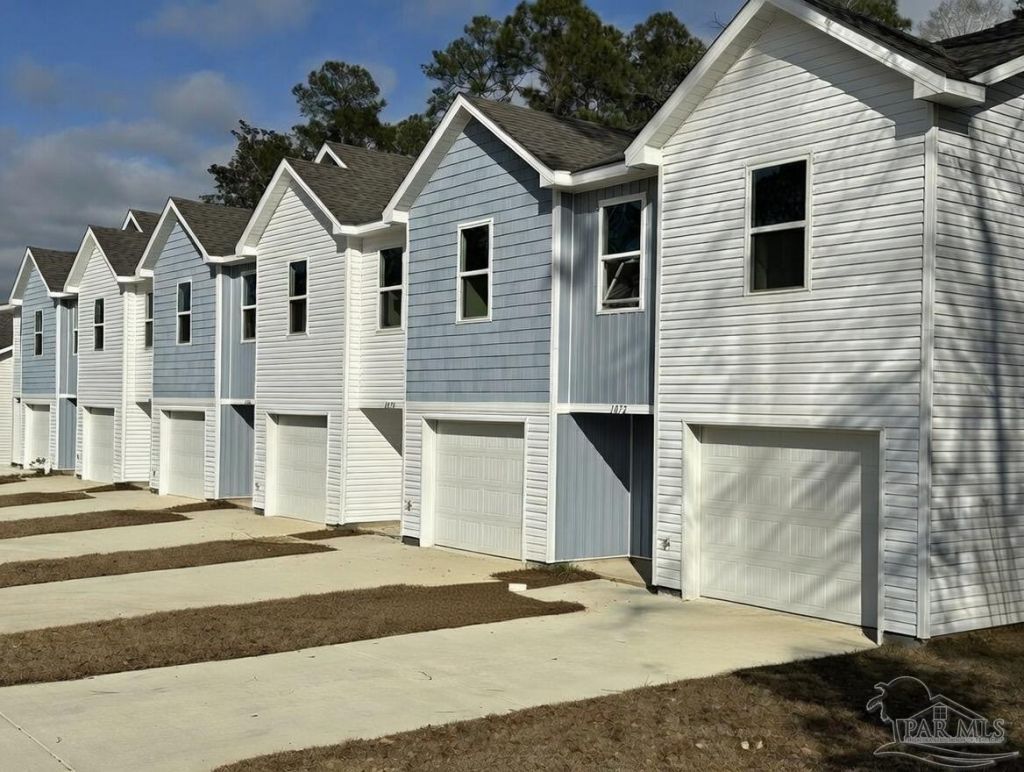 1080 Coniferous Ave, Cantonment, FL 32533 Main Photo