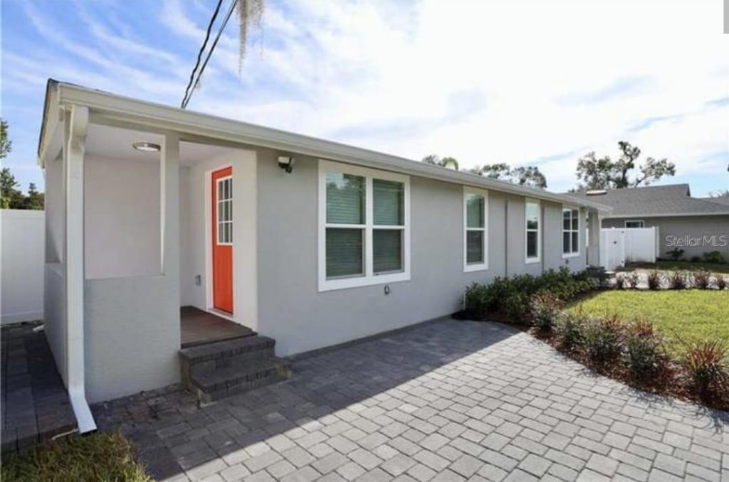 2811 S Shine Avenue, Orlando, FL 32806 Main Photo