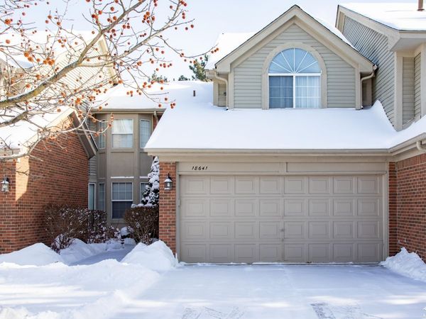 18641 Hilltop Lane, Riverview, MI 48193