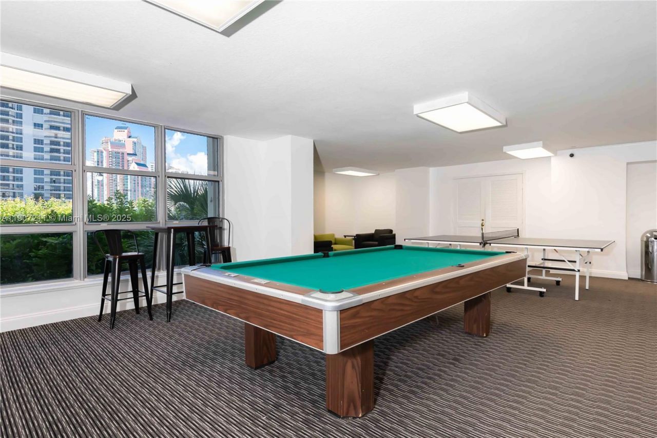 3500 Mystic Pointe Dr, Unit 2206, Aventura, FL 33180 Photo