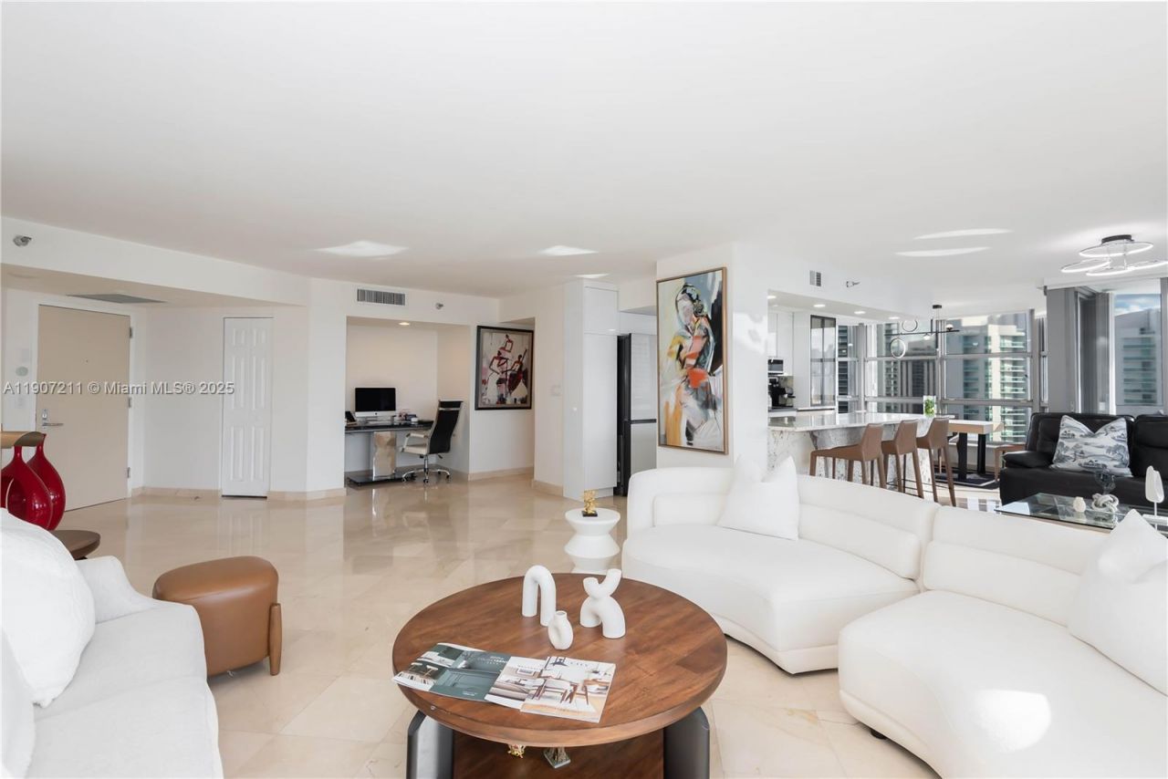 3500 Mystic Pointe Dr, Unit 2206, Aventura, FL 33180 Photo